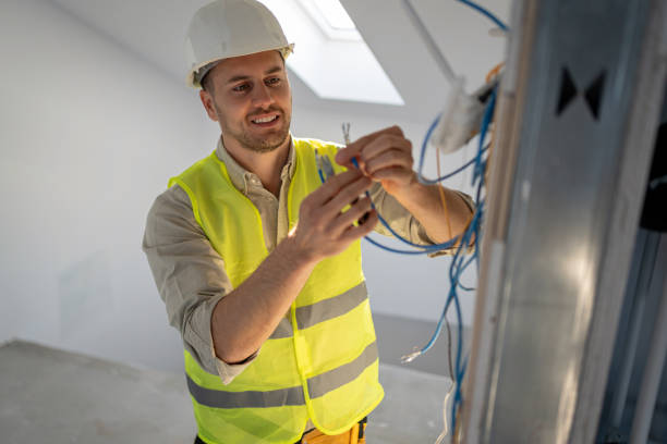 Best Licensed Electrician  in Petersburg, IL